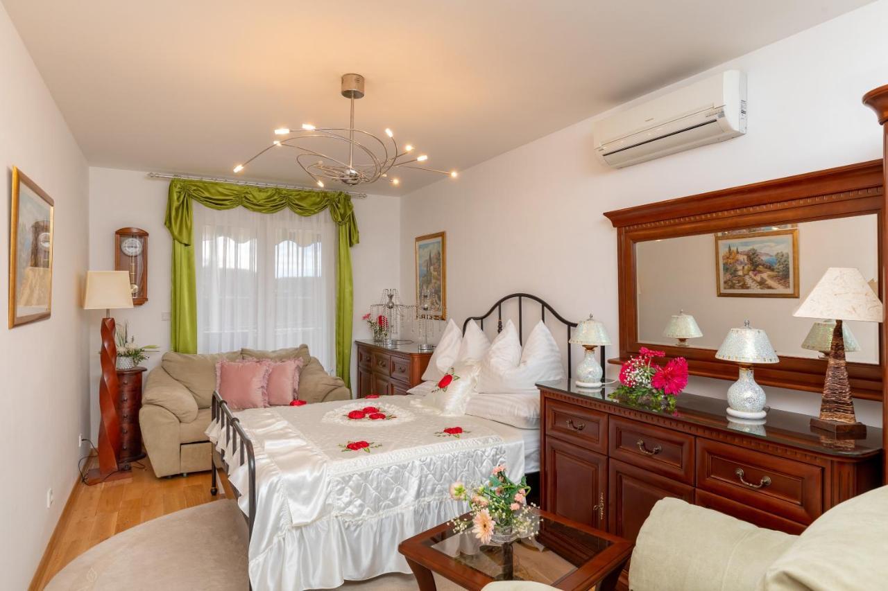 קאבטאט Apartment Viva La Vita מראה חיצוני תמונה